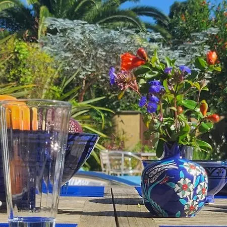 Bed & Breakfast Bienvenue Chez Lilaroma 3*