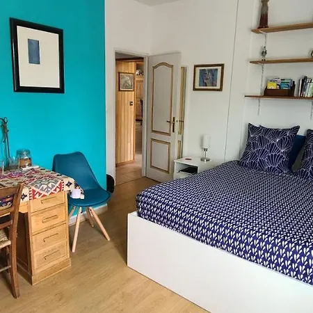 Bienvenue Chez Lilaroma Bed & Breakfast